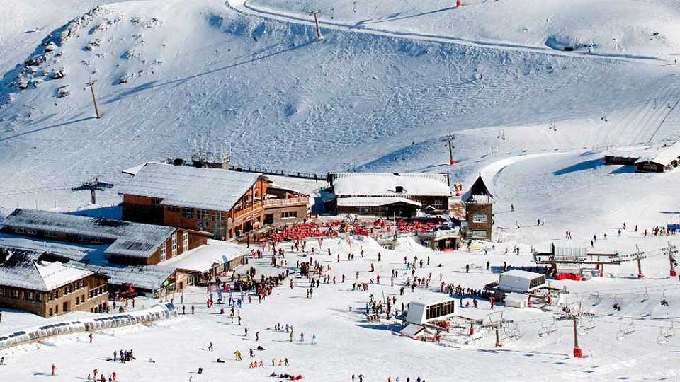 estacion-de-esqui-sierra-nevada-3 Forfaits Sierra Nevada estación de esquí. Compra tu forfait con descuento Sierra Nevada forfait 2024. Las mejores ofertas de esquí en Sierra Nevada